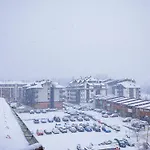 Peak 508 Apartman *