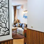 Peak 508 Apartment