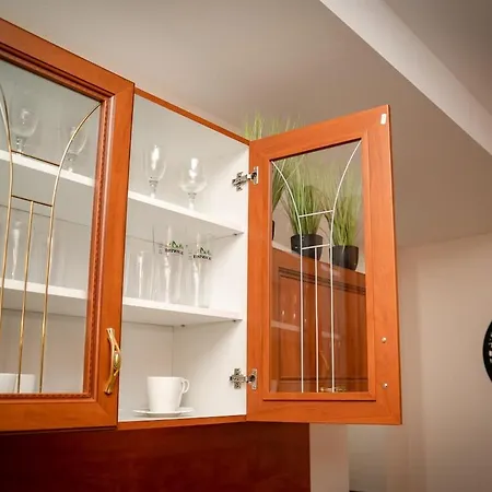 アパート Peak 508 *